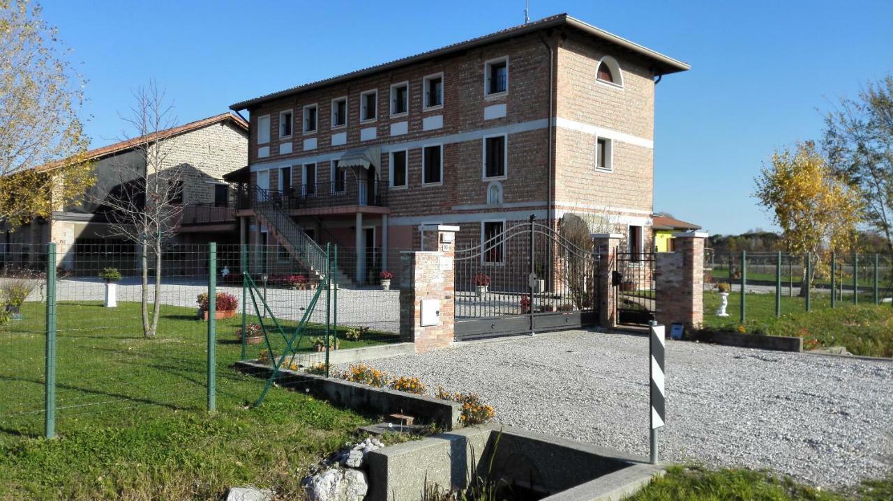 Chiaro Di Luna San Vito al Tagliamento Dış mekan fotoğraf